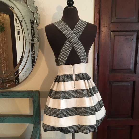 BANDAGE MINI DRESS - Picture 2 of 2